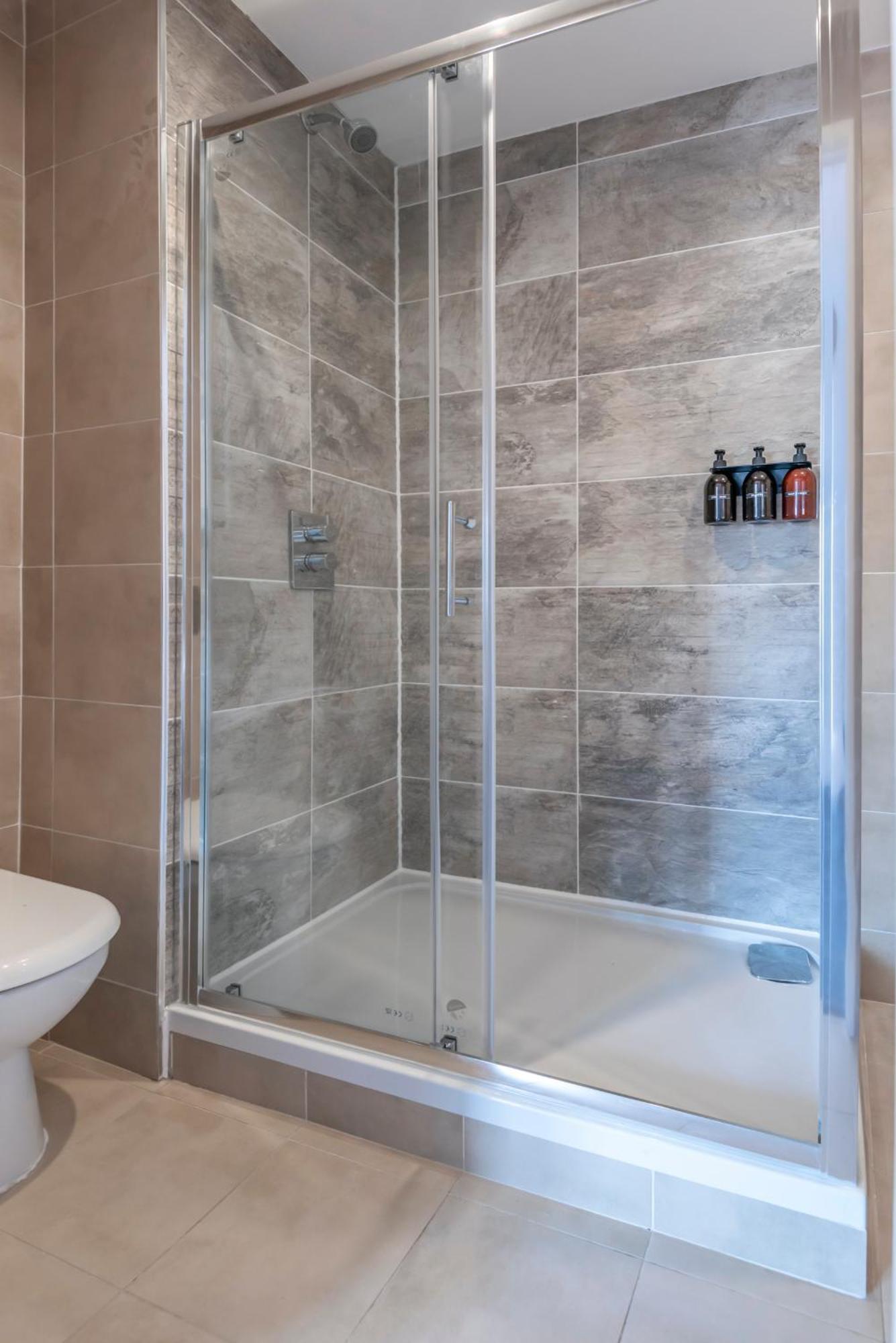 The Loft - Spacious Luxury 2 Bed 2 Bath With Free Secure Parking And Tube Close By Londres Exterior foto