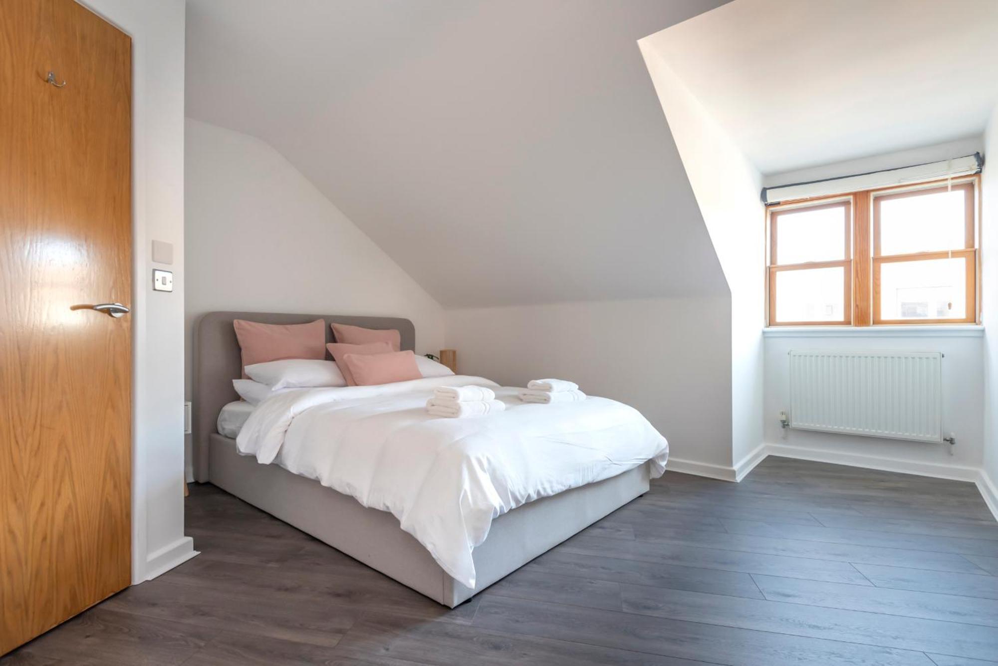 The Loft - Spacious Luxury 2 Bed 2 Bath With Free Secure Parking And Tube Close By Londres Exterior foto